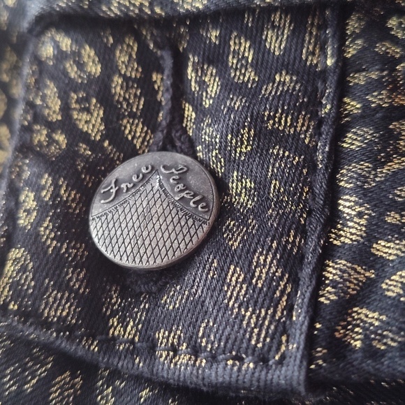 Free People Black and Gold Leopard Cheetah Skinny Jeans - Picture 9 of 9